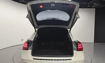 Mercedes-Benz GLA-Class 2018, 114109 км, за 7811.47 USD - фото 20