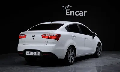 Kia Pride 2013, 80261 км, за 3237.53 USD