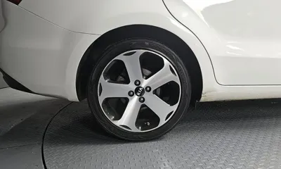 Kia Pride 2013, 80261 км, за 3237.53 USD