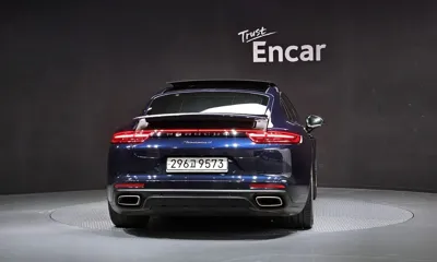 Porsche Panamera 2020, 88767 км, за 48783.55 USD