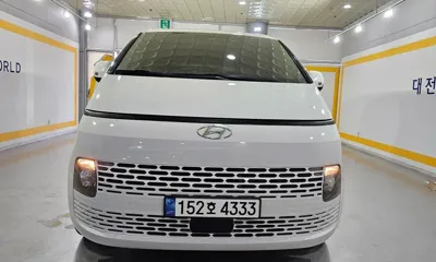 Hyundai Staria · 2022 год