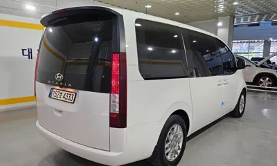 Hyundai Staria 2022, 116246 км, за 15401.91 USD - фото 6