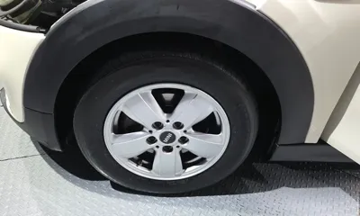 MINI Cooper 2015, 61205 км, за 5386.23 USD