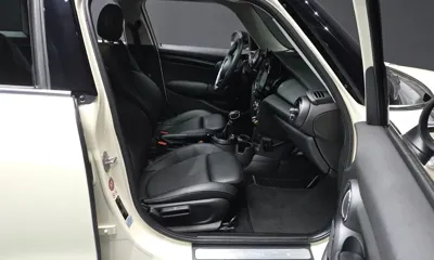 MINI Cooper 2015, 61205 км, за 5386.23 USD - фото 10