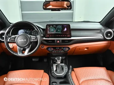 Kia K3 2022, 130938 км, за 9977.68 USD - фото 7