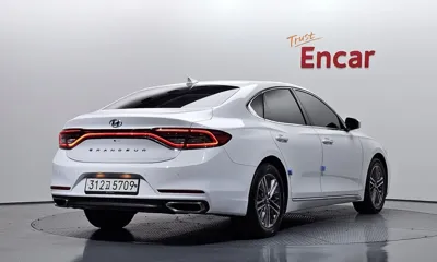 Hyundai Grandeur 2018, 160814 км, за 6049.97 USD
