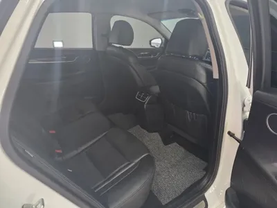 Hyundai Grandeur 2018, 160814 км, за 6045.63 USD - фото 11