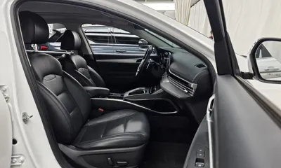 Hyundai Grandeur 2020, 97688 км, за 12750.47 USD - фото 11
