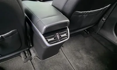 Hyundai Grandeur 2020, 97688 км, за 12750.47 USD - фото 33
