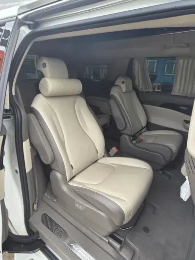 Kia Canival 2023, 36047 км, за 15701.72 USD