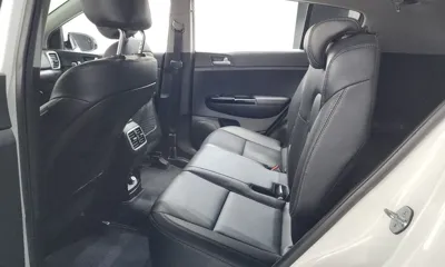 Kia Sportage 2018, 57457 км, за 10353.99 USD - фото 11