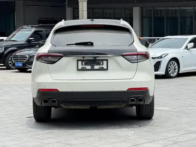 Maserati Levante 2021, 98000 км, за 39566.63 USD