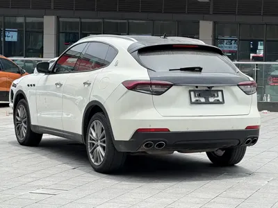 Maserati Levante 2021, 98000 км, за 39566.63 USD