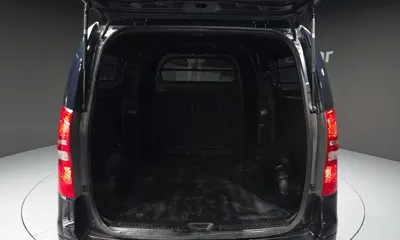 Hyundai Starex 2021, 88442 км, за 9780.75 USD - фото 20