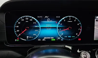 Mercedes-Benz AMG GT 2021, 101237 км, за 37378.91 USD - фото 8