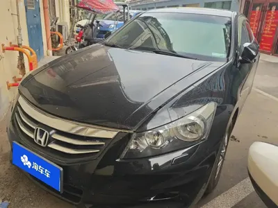 Honda Accord · 2012 год