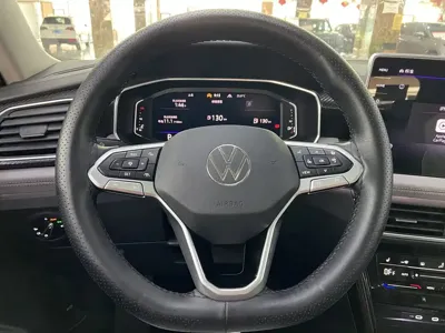 Volkswagen Tayron 2022, 34000 км, за 26456.23 USD - фото 14