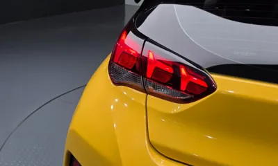 Hyundai Veloster 2018, 42855 км, за 9706.85 USD - фото 23