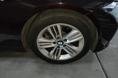 BMW 3 Series 2017, 101500 км, за 10933 USD - фото 8