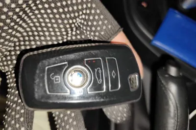 BMW 3 Series 2017, 101500 км, за 10933 USD - фото 20