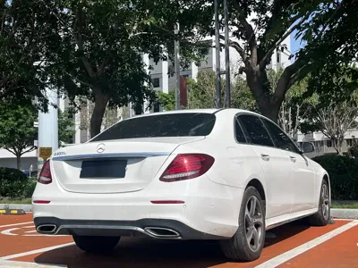 Mercedes-Benz E-Class 2018, 62000 км, за 25573.37 USD - фото 9