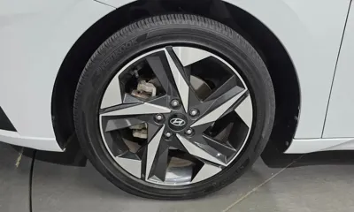 Hyundai Avante 2021, 33850 км, за 12247.56 USD