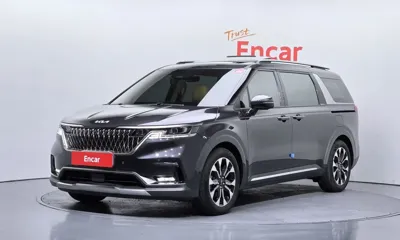 Kia Canival · 2023 год