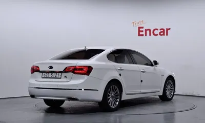Kia K7 2010, 88221 км, за 3222.84 USD