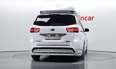 Kia Canival 2017, 158176 км, за 10437.18 USD