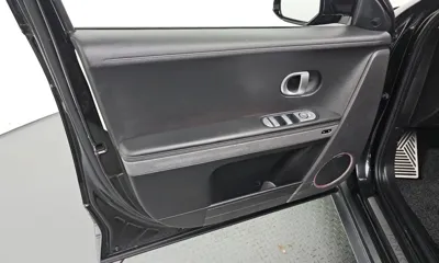 Hyundai Ioniq5 2022, 84915 км, за 19450.97 USD - фото 24