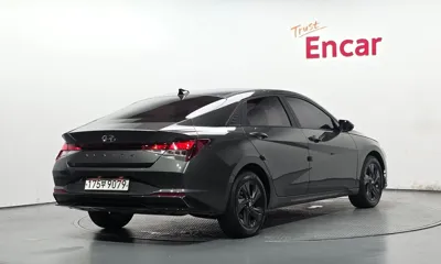 Hyundai Avante 2021, 31544 км, за 11395.45 USD