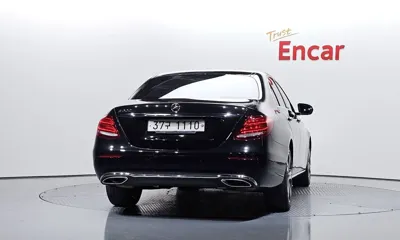 Mercedes-Benz E-Class 2017, 81808 км, за 13325.46 USD