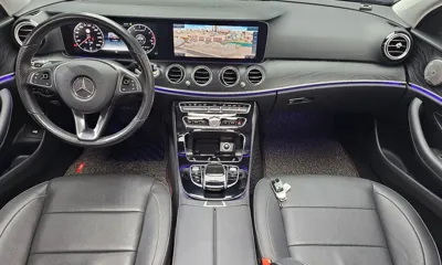 Mercedes-Benz E-Class 2017, 81808 км, за 13325.46 USD - фото 7
