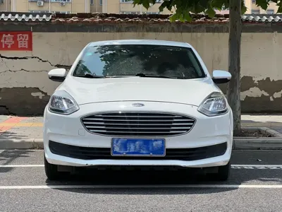 Ford Escort 2019, 63000 км, за 4782.13 USD