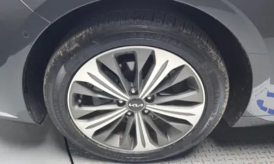 Kia K8 2023, 33435 км, за 21202.57 USD