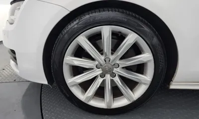 Audi A7 2015, 275701 км, за 5814.34 USD