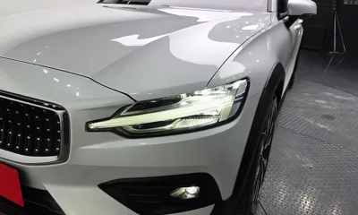 Volvo V60 2023, 25136 км, за 28558.44 USD - фото 22
