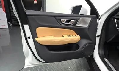 Volvo V60 2023, 25136 км, за 28558.44 USD - фото 24