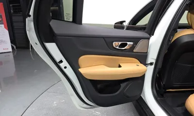 Volvo V60 2023, 25136 км, за 28558.44 USD - фото 25