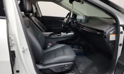 Kia EV6 2022, 42101 км, за 23767.65 USD - фото 26