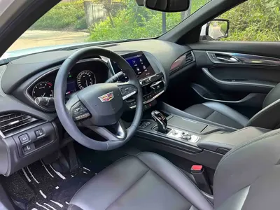Cadillac CT5 2020, 80000 км, за 15714.82 USD