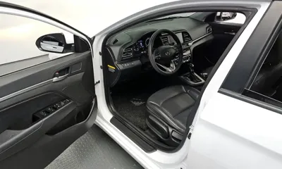 Hyundai Avante 2020, 98597 км, за 7400.07 USD - фото 11