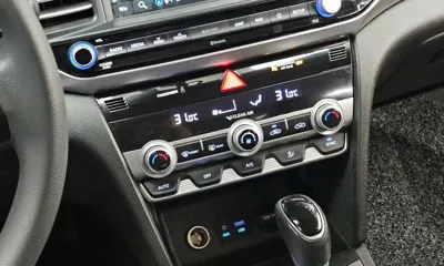 Hyundai Avante 2020, 98597 км, за 7400.07 USD - фото 18