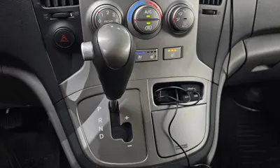 Hyundai Starex 2015, 197748 км, за 4102.36 USD - фото 9