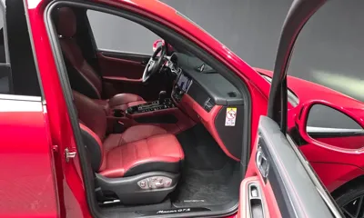 Porsche Macan 2022, 27256 км, за 58225.02 USD - фото 11