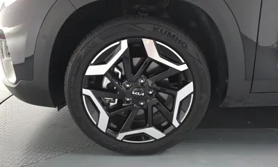 Kia Seltos 2024, 16938 км, за 18201.9 USD