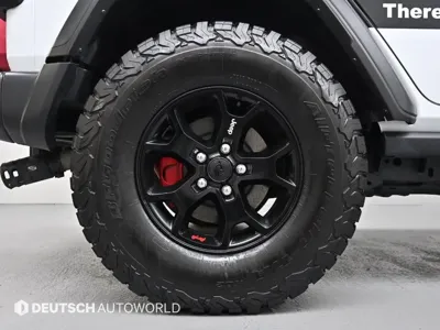 Jeep Wrangler 2023, 29466 км, за 38224 USD
