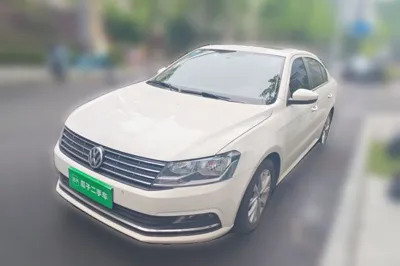 Volkswagen Lavida · 2015 год