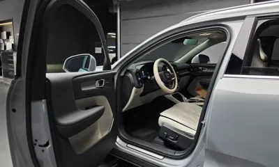 Volvo XC40 2025, 9739 км, за 27522.32 USD - фото 11