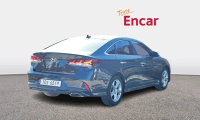 Hyundai Sonata 2018, 175568 км, за 5285.76 USD